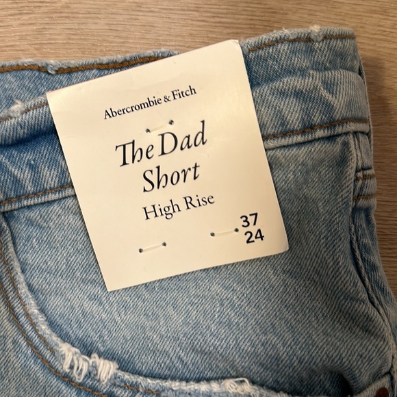 New Abercrombie Dad Shorts - Picture 2 of 5